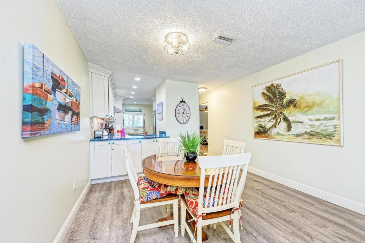 Anna Maria Island Beach Palms 5B เบรเดนทันบีช ภายนอก รูปภาพ